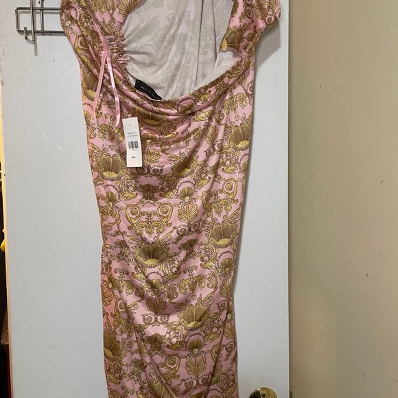 Fashion to Figure Dress - Picture 3 of 3